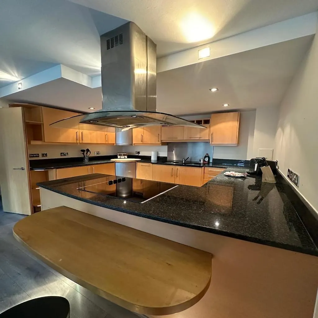Canary Wharf Apartments London
