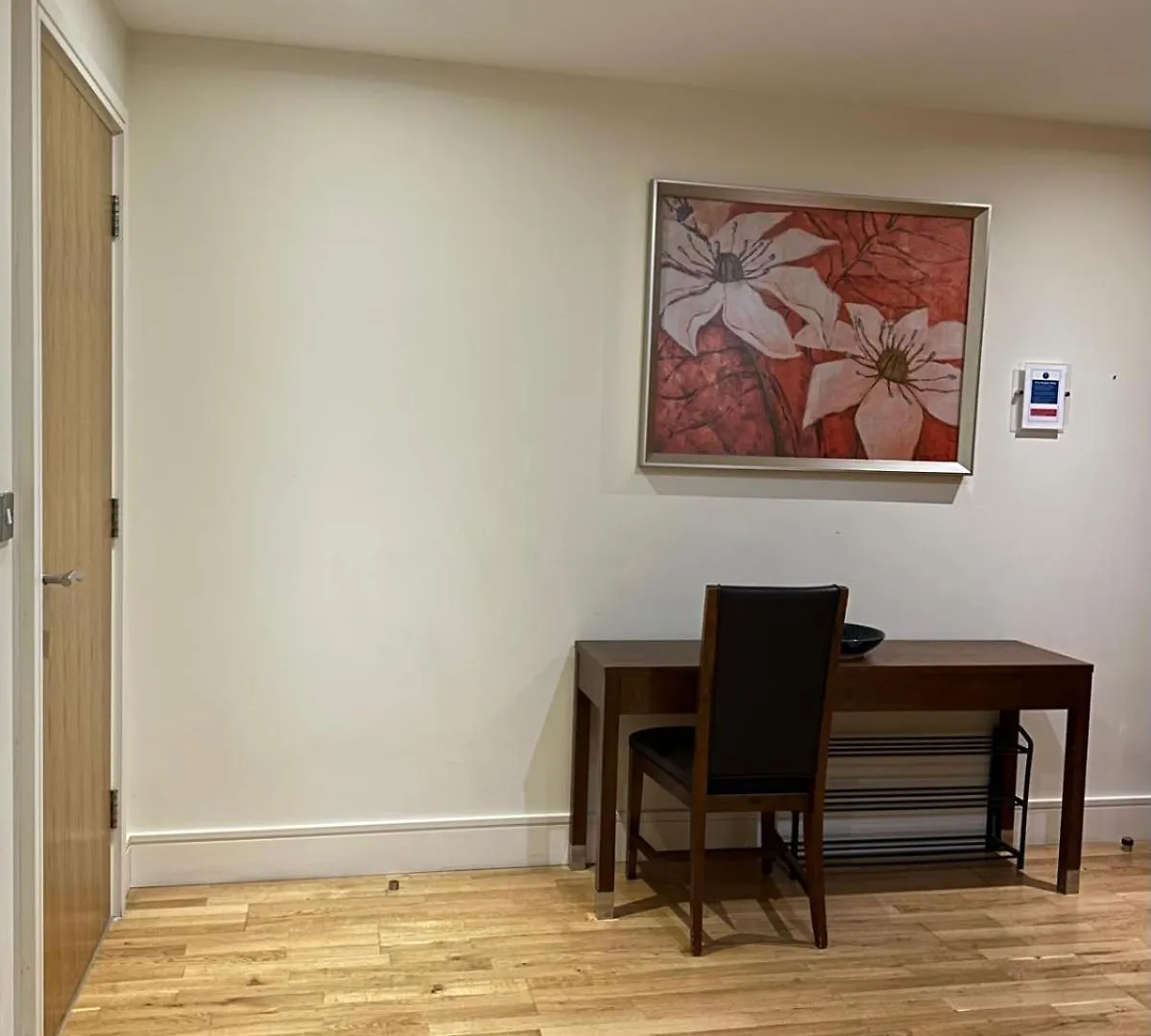 Canary Wharf Apartments London