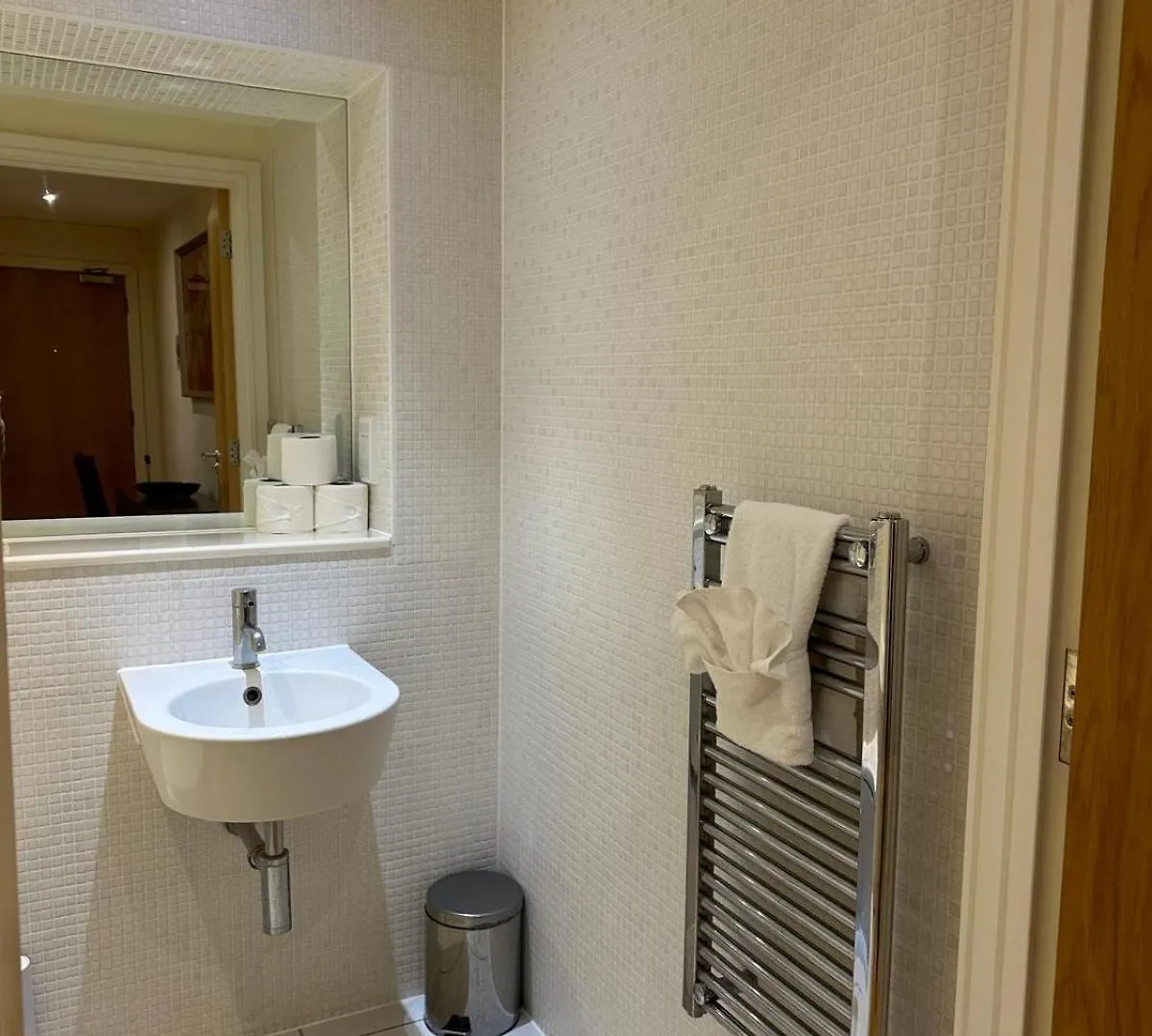 Canary Wharf Apartments London